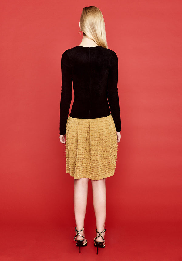 black velvet/gold