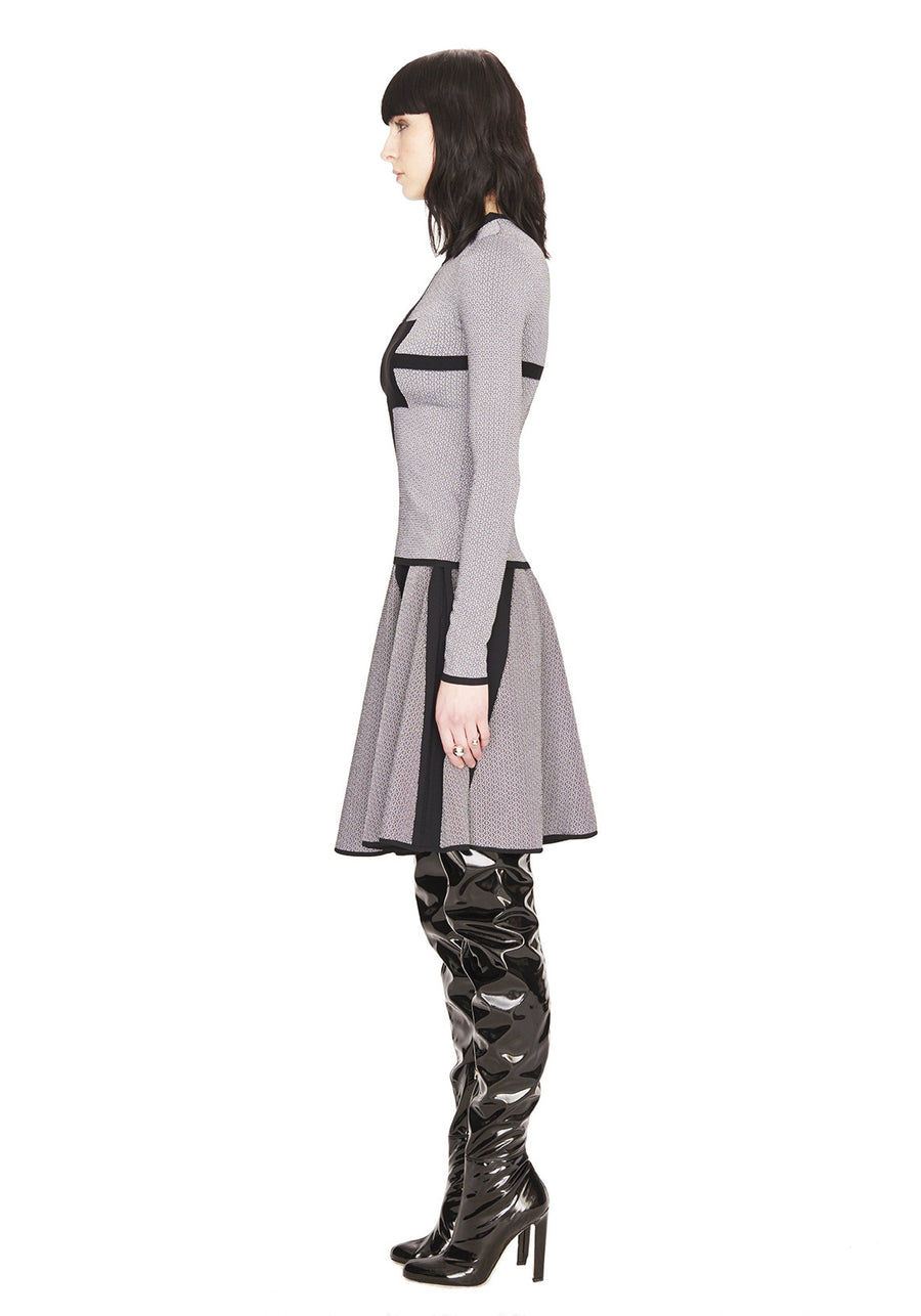 Marianne - Grey Long Sleeve Sweater with a Black Motif